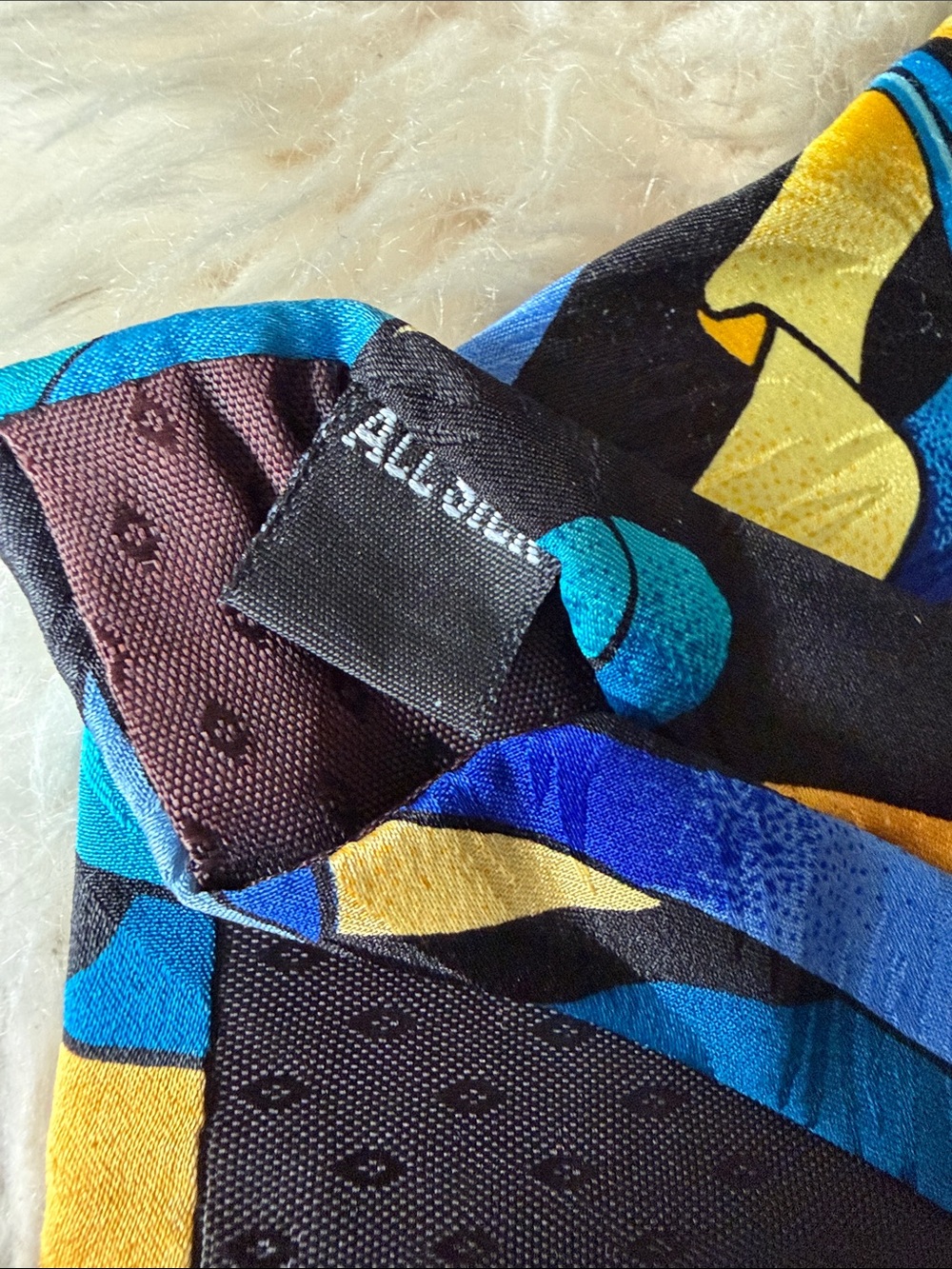 Rush Limbaugh ‘No Boundaries Collection’ vintage SILK TIE 59” EUC - Picture 4 of 5